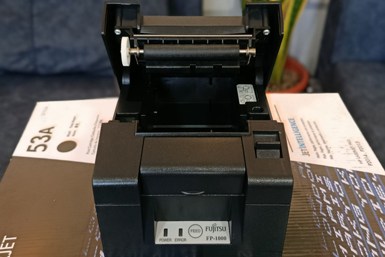 نمای داخل فیش پرینتر Fujitsu FP-1000 استوک